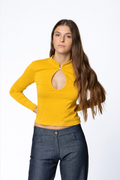 Top Pupa Yellow